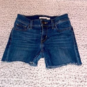Levi’s 710 Super Skinny Denim Jean Shorts, 24